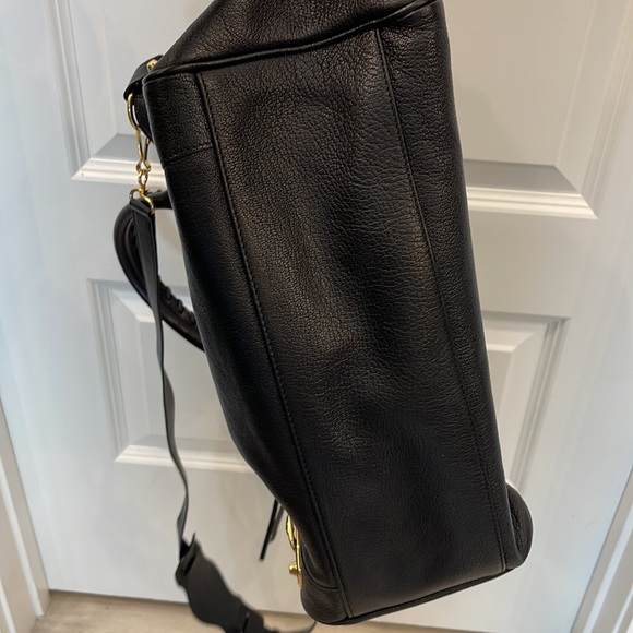 BALENCIAGA
Chevre Gold Metallic Edge Hardware Velo Black LIKE NEW - Picture 14 of 14